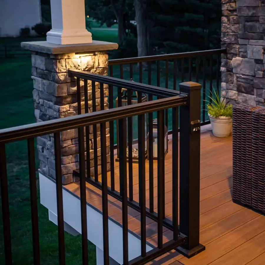 American Series Level Rail Kit for Keylink Aluminum Baluster Railing